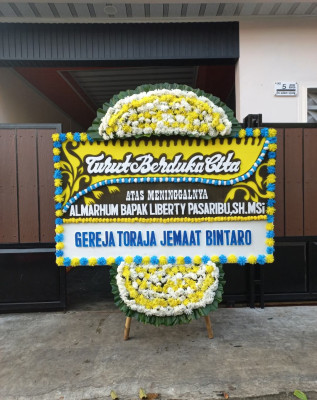 Papan Bunga Duka di Srimenanti